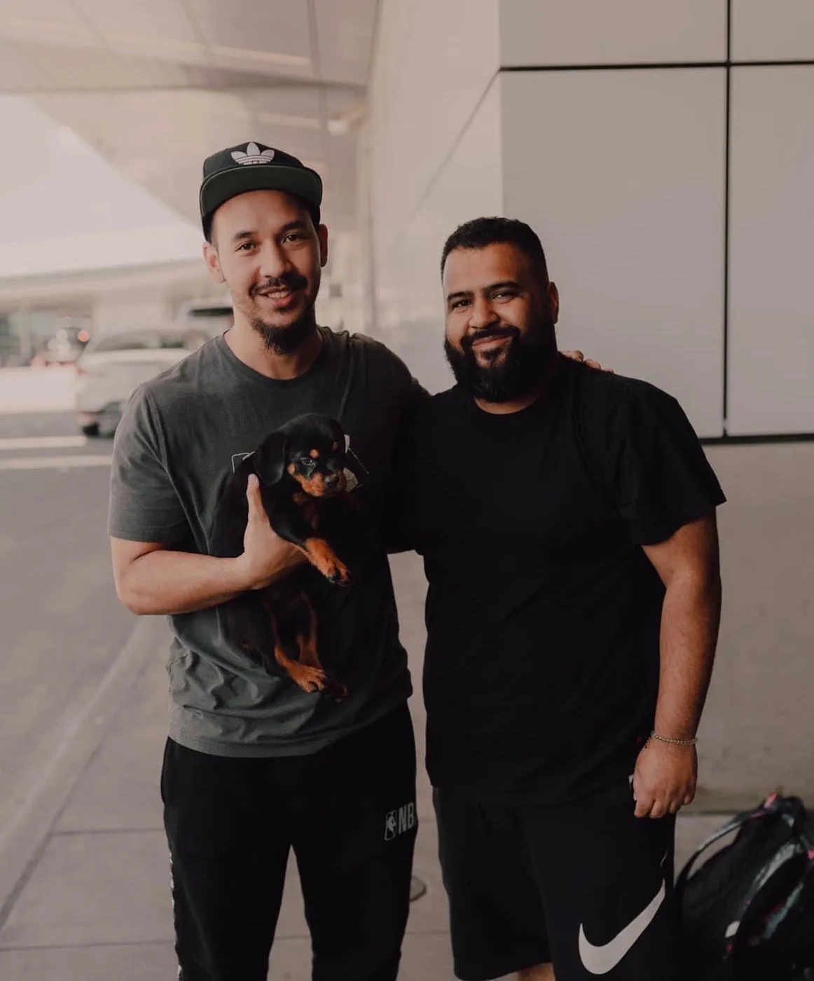 Miguel from MMG Rottweilers delivering Halsey to DN Rottweilers in Dallas — the moment our program began